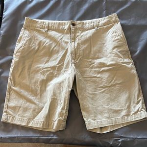 Dockers Men’s Size 36 khaki colored shorts
